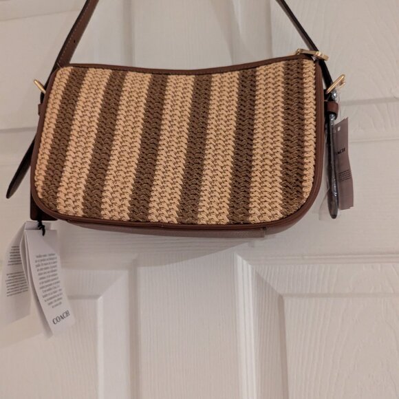 Coach Kailey Shoulder Bag - Picture 4 of 8